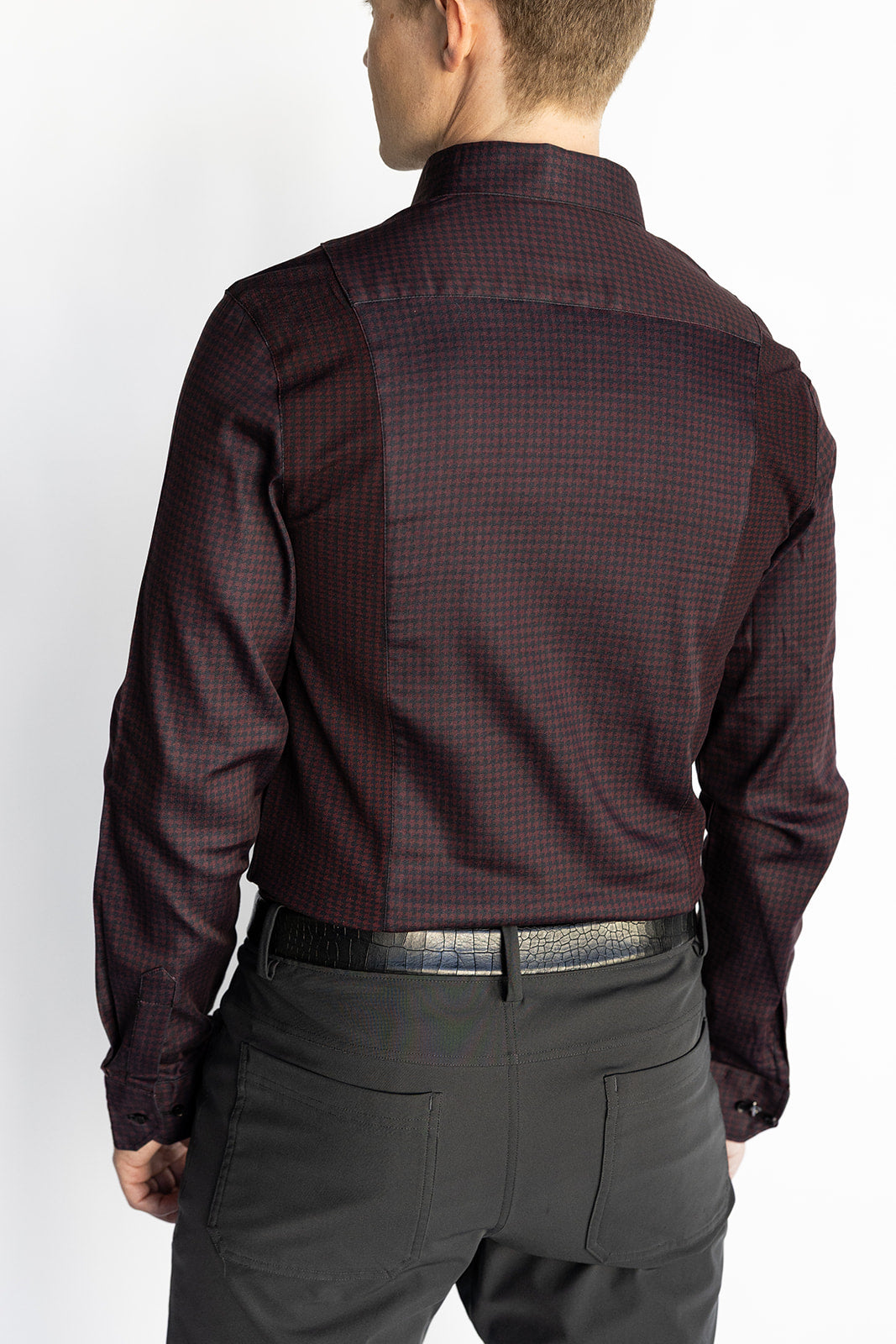 Back view of the men's Bordeaux Arrowhead WorkShirt showing the burgundy and black geometric pattern and tailored fit.